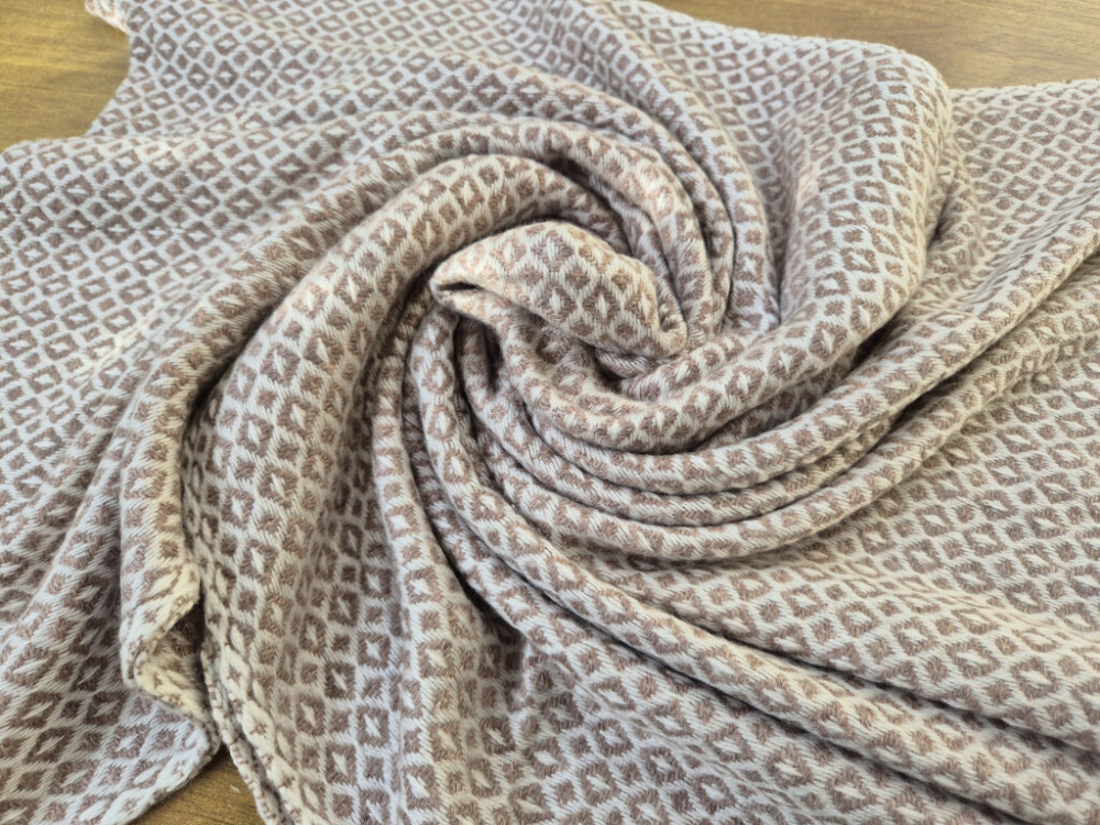 LWH Kaschmir-Schal | Helles Kupfer & Creme | Rautenmuster | weich & strukturiert | 66×190 cm